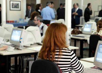 Βάλτε τέλος στο καθισιό: Αυτός είναι ο λόγος που πρέπει να σηκωνόμαστε κάθε μισή ώρα