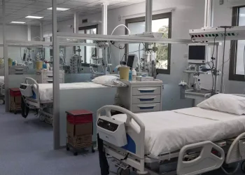 ΕΣΥ: Καμπανάκι για σοβαρές ελλείψεις προσωπικού – Μόλις 2 νοσηλευτές για 40 ασθενείς