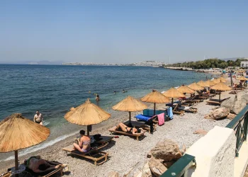 Παραλίες: Πώς στήνονται οι «παγίδες» για τους παραβάτες