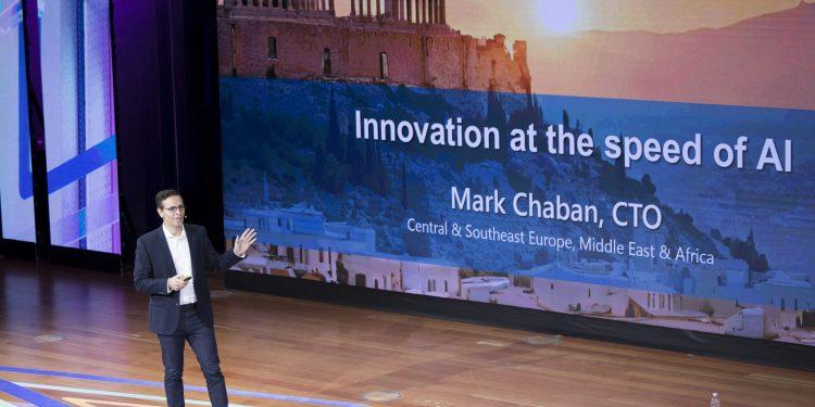 Microsoft Envision Greece: 3 στους 4 εργαζόμενους χρησιμοποιούν πλέον AI στην εργασία τους