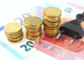 Μεγάλες αυξήσεις στα τιμολόγια ρεύματος του ιουνίου