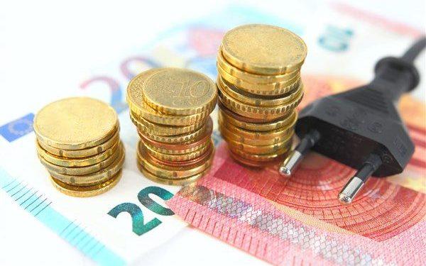 Μεγάλες αυξήσεις στα τιμολόγια ρεύματος του ιουνίου