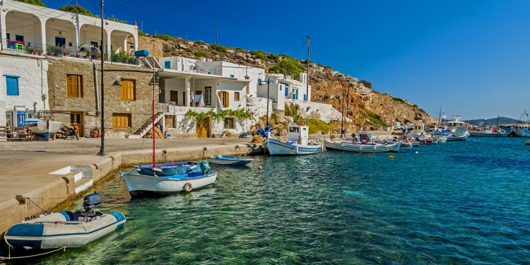 Ποια είναι τα πέντε καλύτερα ελληνικά νησιά για πρόταση γάμου για τους Ιταλούς
