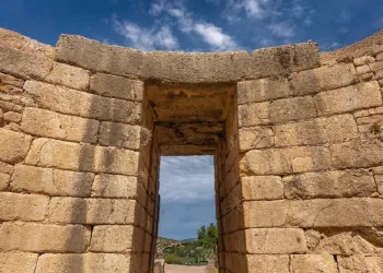 Ταξίδι στις Μυκήνες: Τι να δω και τι να κάνω στο βασίλειο του Αγαμέμνονα