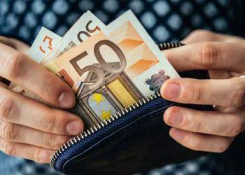 Youth Pass: Στις 31 Μαΐου η καταβολή του – Πού εξαργυρώνεται και τι πρέπει να γνωρίζουν οι δικαιούχοι