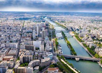 Το νερό του Σηκουάνα αξιοποιεί το Παρίσι για να ανταποκριθεί στην αυξημένη ζήτηση για κλιματισμό