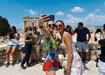 Κοινωνικός Τουρισμός ΔΥΠΑ: Ανοίγει η πλατφόρμα για τα voucher δωρεάν διακοπών