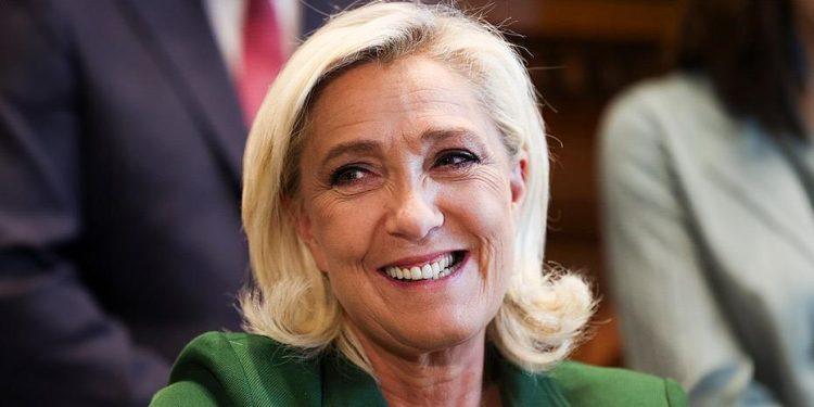 Γαλλία: Μπορεί η προειδοποίηση της Κομισιόν να απευθύνεται στην τωρινή κυβέρνηση, ωστόσο στόχευε στον νικητή των εκλογών