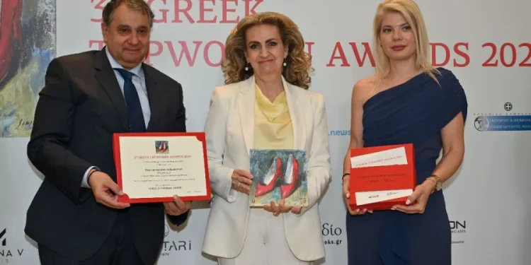 Στην πρόεδρο του ΕΒΕΑ, Σοφία Εφραίμογλου, απονεμήθηκε ένα από τα Greek Top Women Awards