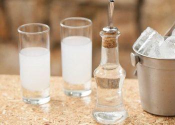 Τσίπουρο: Πώς ένα βασιλικό διάταγμα εμποδίζει τις εξαγωγές;