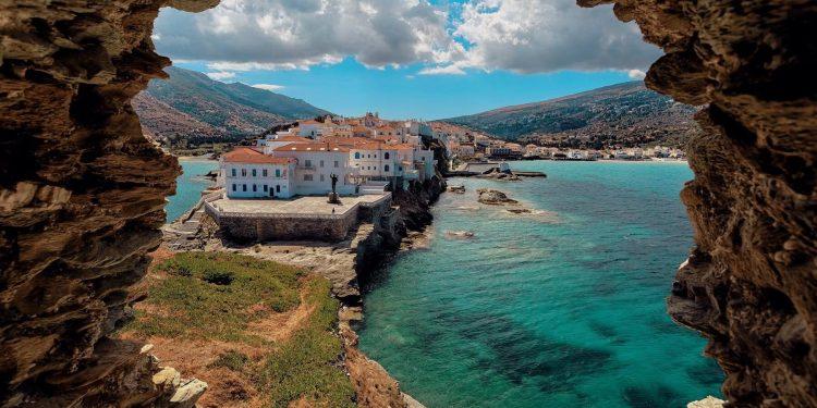 Times & Thetravel.com προτείνουν την Άνδρο για διακοπές εκτός σεζόν