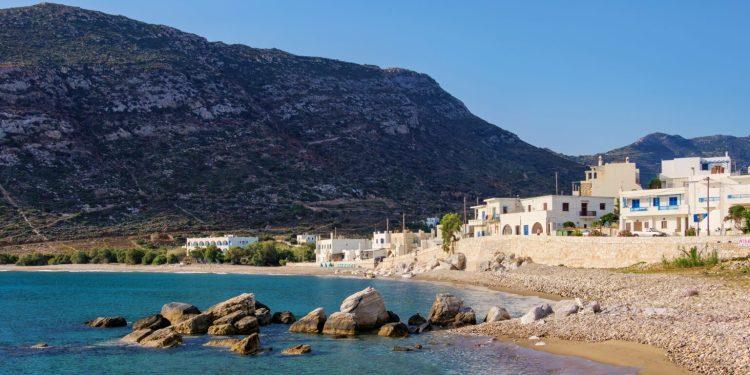 Η παραλία στον οικισμό Απόλλωνας/Photo: Shutterstock