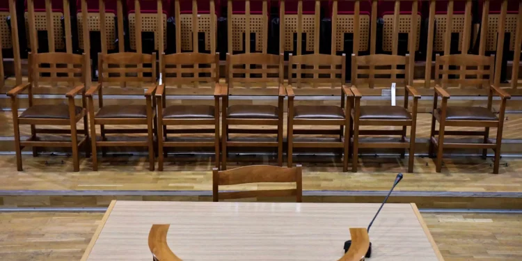 «Εγώ είμαι το θύμα σε αυτή την υπόθεση» υποστηρίζει ο γνωστός δικηγόρος από τη νέα υπόθεση κακοποίησης