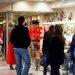 Αντίστροφη μέτρηση για τις θερινές εκπτώσεις – Τι πρέπει να προσέξουν οι καταναλωτές
