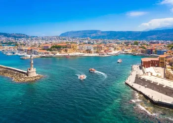 Ψύχραιμη αντιμετώπιση από τους φορείς του ελληνικού τουρισμού για το «κανόνι» του FTI – Η Κρήτη βρέθηκε περισσότερο εκτεθειμένη