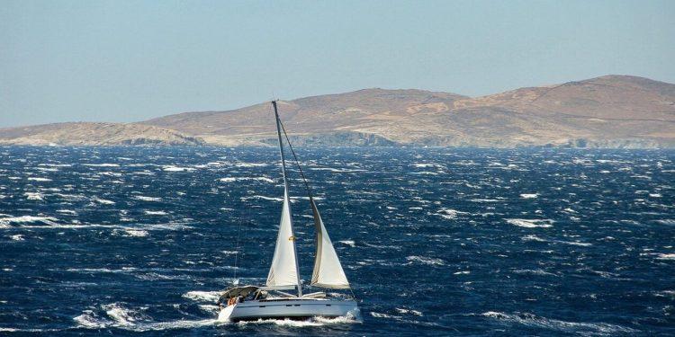 Καιρός: Άνεμοι 8 μποφόρ και 37 βαθμοί η θερμοκρασία