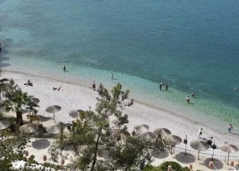 FTI: Στον «αέρα» χιλιάδες αφίξεις τουριστών στην Κρήτη, τη Ρόδο, την Κω και την Κέρκυρα