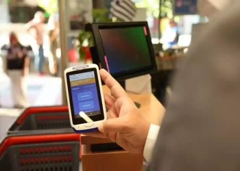 ΓΣΕΕ: Να αποσυρθεί η «ερμηνευτική εγκύκλιος» για την ψηφιακή κάρτα εργασίας