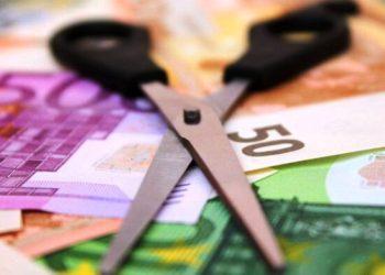 Πότε «διαγράφονται» τα ληξιπρόθεσμα χρέη – Τι αλλάζει με τις παλιές οφειλές