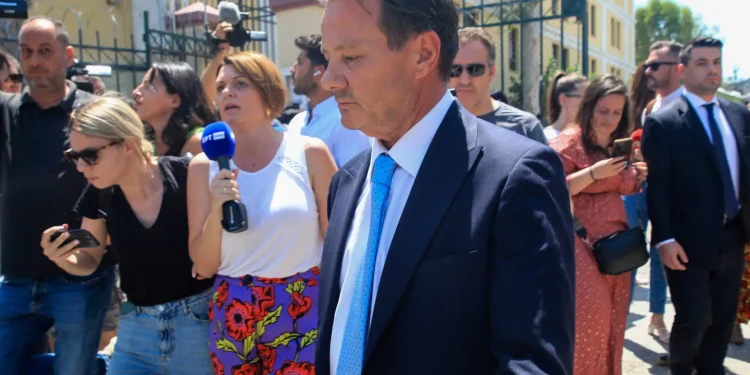 Απόστολος Λύτρας: Στον εισαγγελέα για να προφυλακιστεί – Η νύχτα στα κρατητήρια και οι αλληλομηνύσεις με τη Σοφία Πολυζωγοπούλου