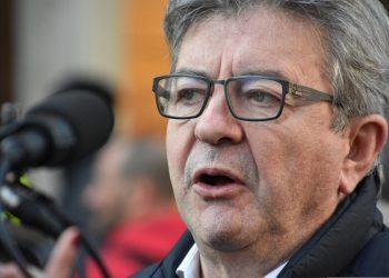 Ο Γάλλος πρωθυπουργός επέκρινε τον Μελανσόν μετά την αντισημιτική επίθεση