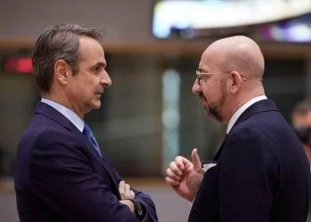 Politico: Παιχνίδια του Σαρλ Μισέλ για να «φάει» τη φον ντερ Λάιεν – Εμπλέκει και τον Μητσοτάκη