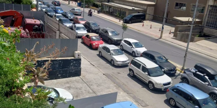 Εξώδικο του δημάρχου Περάματος στα πορθμεία: Τα φέρι μποτ για Σαλαμίνα να αναχωρούν ανά 5 λεπτά και όχι ανά 15