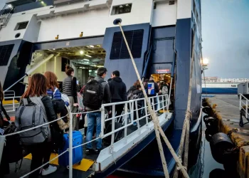 Ακτοπλοΐα: Στα ίδια επίπεδα οι τιμές των εισιτηρίων από το 2022