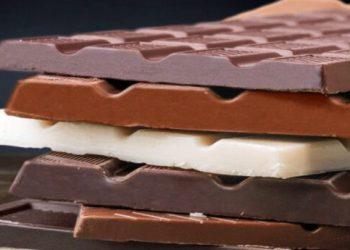 Μαύρη σοκολάτα: Τα απίστευτα οφέλη για τον οργανισμό – Μειώνει πίεση και χοληστερόλη