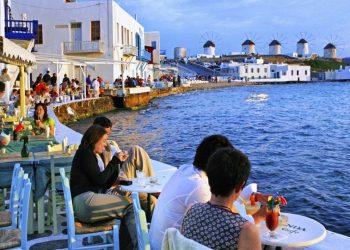 Οι επτά απειλές για τον ελληνικό τουρισμό