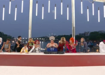 Ολυμπιακοί Αγώνες: Σάλος και οργή με τον… Μυστικό Δείπνο από drag queens – Τι λέει ο σκηνοθέτης της Τελετής Έναρξης