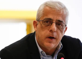 Παραίτηση Δούκα από δήμαρχος Αθηναίων αν εκλεγεί πρόεδρος του ΠΑΣΟΚ, έθεσε το ΚΚΕ