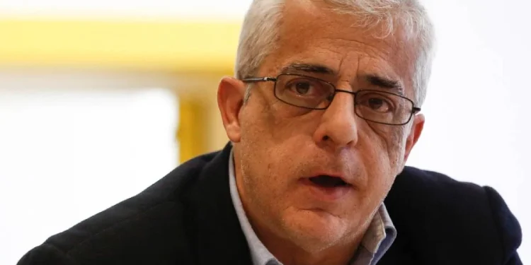 Παραίτηση Δούκα από δήμαρχος Αθηναίων αν εκλεγεί πρόεδρος του ΠΑΣΟΚ, έθεσε το ΚΚΕ