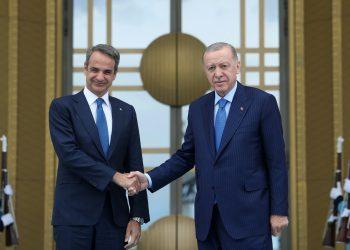 Παρελάσεις στα κατεχόμενα εκδηλώσεις μνήμης και μνημόσυνα στη Μεγαλόνησο