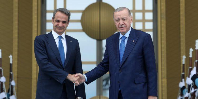 Παρελάσεις στα κατεχόμενα εκδηλώσεις μνήμης και μνημόσυνα στη Μεγαλόνησο