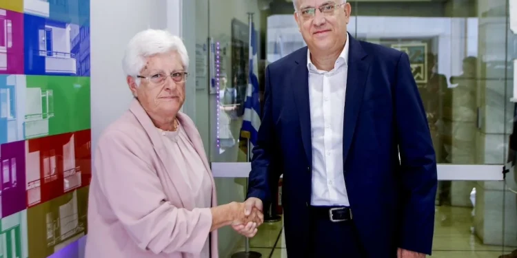 Τάκης Θεοδωρικάκος: Συναντήθηκε με την πρόεδρο της Επιτροπής Ανταγωνισμού