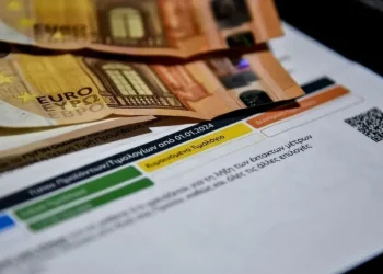 Ηλεκτρικό ρεύμα: Eπαγγελματίες και πράσινα – κίτρινα τιμολόγια, οι κερδισμένοι από τα νέα μέτρα