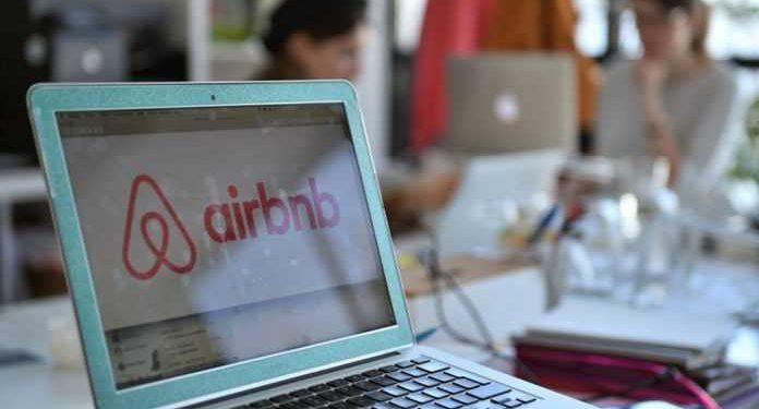 Airbnb: Τα τρία νέα μέτρα που εξετάζει η κυβέρνηση