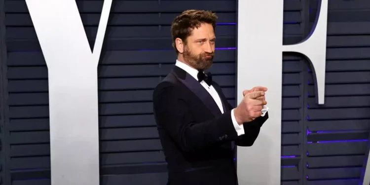 Ο Τζέραρντ Μπάτλερ ερωτευμένος με 29χρονο μοντέλο του Sports Illustrated