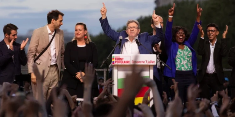 Εκλογές στη Γαλλία: 182 έδρες για το Νέο Λαϊκό Μέτωπο, 163 για την παράταξη του Μακρόν και 143 για την Λεπέν