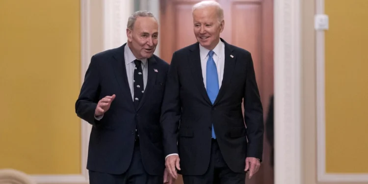 ΗΠΑ: Τρεις ακόμα Δημοκρατικοί προτρέπουν τον Μπάιντεν να αποσύρει την υποψηφιότητά του