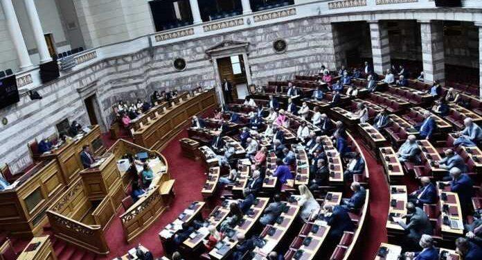 Βουλή: Ψηφίστηκε το ν/σ για τον εκσυγχρονισμό του ΣτΕ και την ταχύτερη έκδοση των δικαστικών αποφάσεων