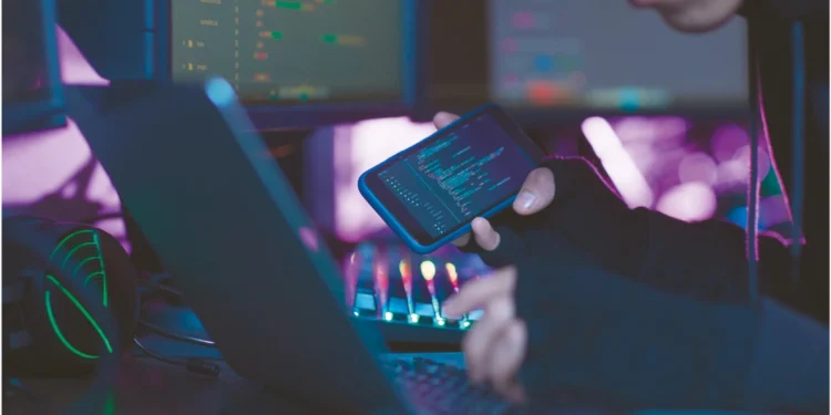 Τι κατέθεσαν οι βασικοί μάρτυρες στον αντεισαγγελέα για τις τηλεφωνικές υποκλοπές