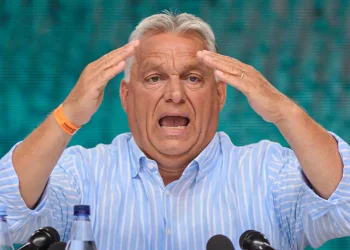 Βίκτορ Όρμπαν: Η Ευρώπη ακολουθεί την εξωτερική πολιτική των ΗΠΑ, ακόμα και με κόστος την αυτοκαταστροφή της