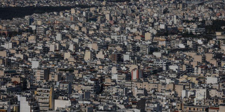 Στον αγώνα των δήμων κατά της «Μπετοσυμμορίας» 16 καθηγητές του Πολυτεχνείου