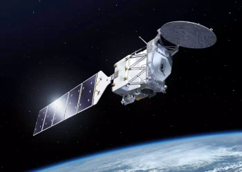 Ελληνικοί δορυφόροι «στη μάχη» για την προστασία του περιβάλλοντος – Υπογραφή σύμβασης για την κατασκευή τους