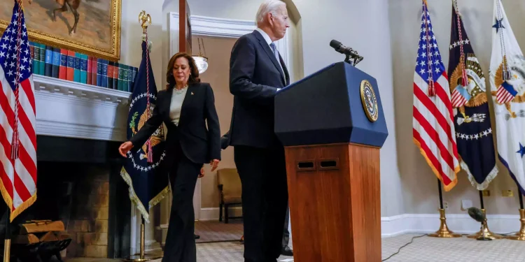 Ο Τζο Μπάιντεν φεύγει, η Κάμαλα Χάρις έρχεται – Η επόμενη μέρα στους Δημοκρατικούς