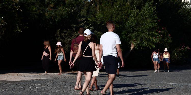 Καιρός: Στους 38 βαθμούς η θερμοκρασία, που θα έχουμε βροχές σήμερα