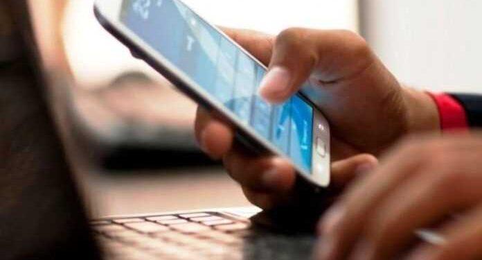 «Τελειώνει» το χαρτόσημο: Έρχεται το ψηφιακό «Τέλος Συναλλαγής»