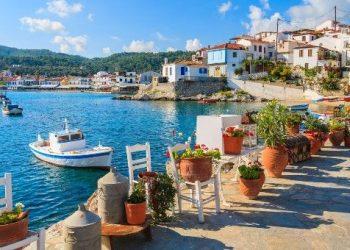 Η Σάμος στην κορυφή των μη συμβατικών προορισμών που προτιμούν οι Ελβετοί